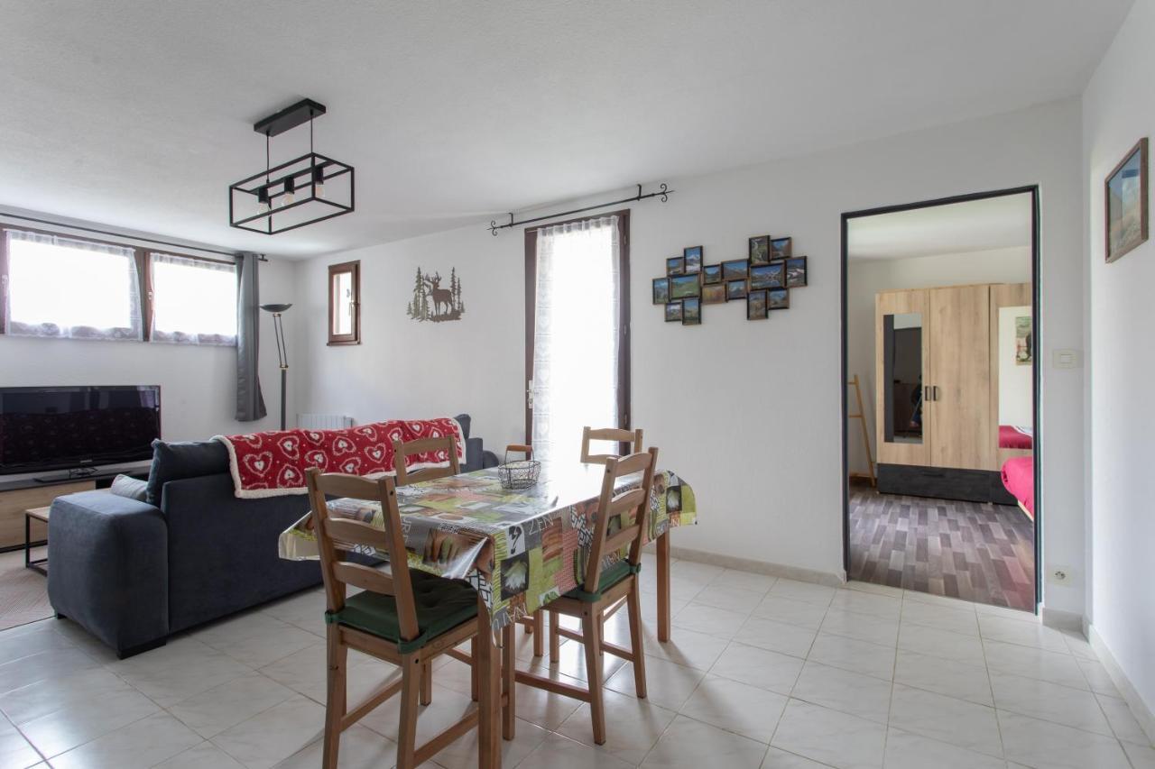 Les Arolles - Appartement Vue Sur La Montagne Saint-Leger-les-Melezes Bagian luar foto